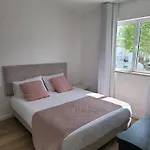 Πανσιόν Local Vitoria