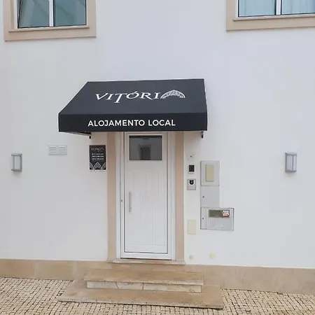 Local Vitoria בית הארחה