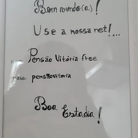 Local Vitoria בית הארחה בטלייה