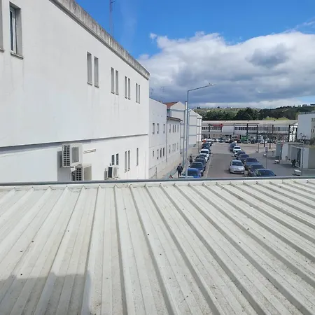 Local Vitoria بيت ضيافة باتالها
