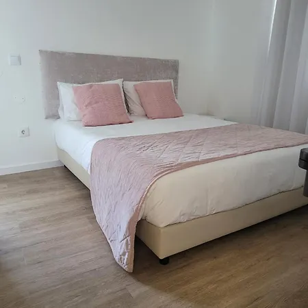 Local Vitoria بيت ضيافة باتالها