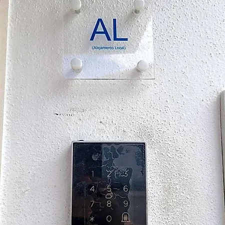 Πανσιόν Local Vitoria *