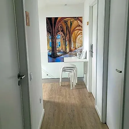 Local Vitoria Πανσιόν *