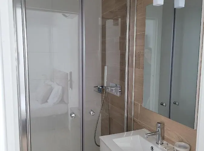 Local Vitoria ゲストハウス