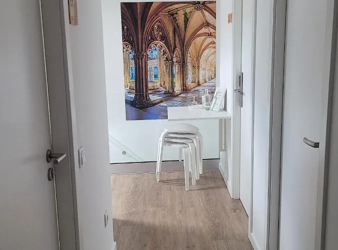 Local Vitoria ゲストハウス